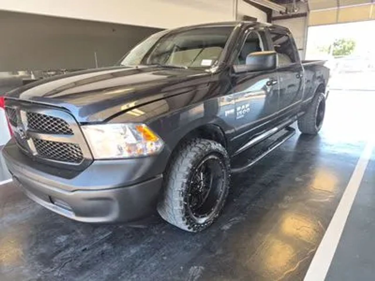 ram ram 1500 classic 2020 1C6RR6TT2LS110814 image ram ram 1500 classic 2020 1C6RR6TT2LS110814 image